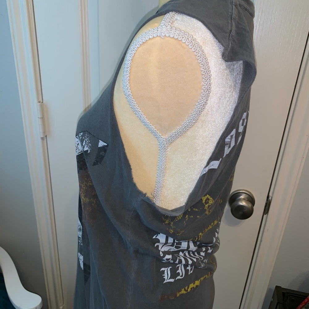 Muscle tee - Picture 2 of 5